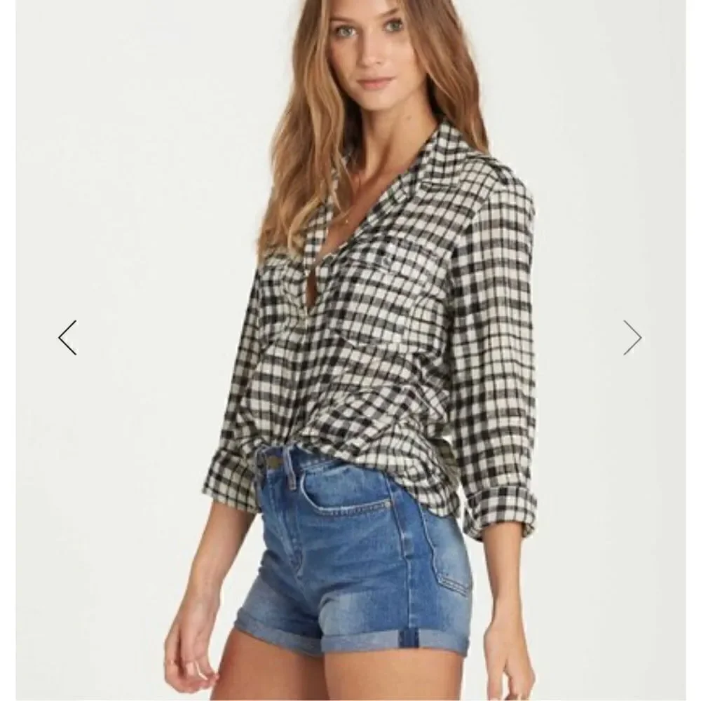 Billabong Venture Out Plaid Top Small‎